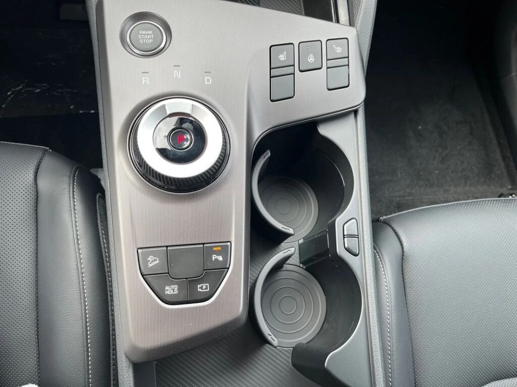 KIA SPORTAGE 1.6 T-GDI HEV Black Edition 2WD