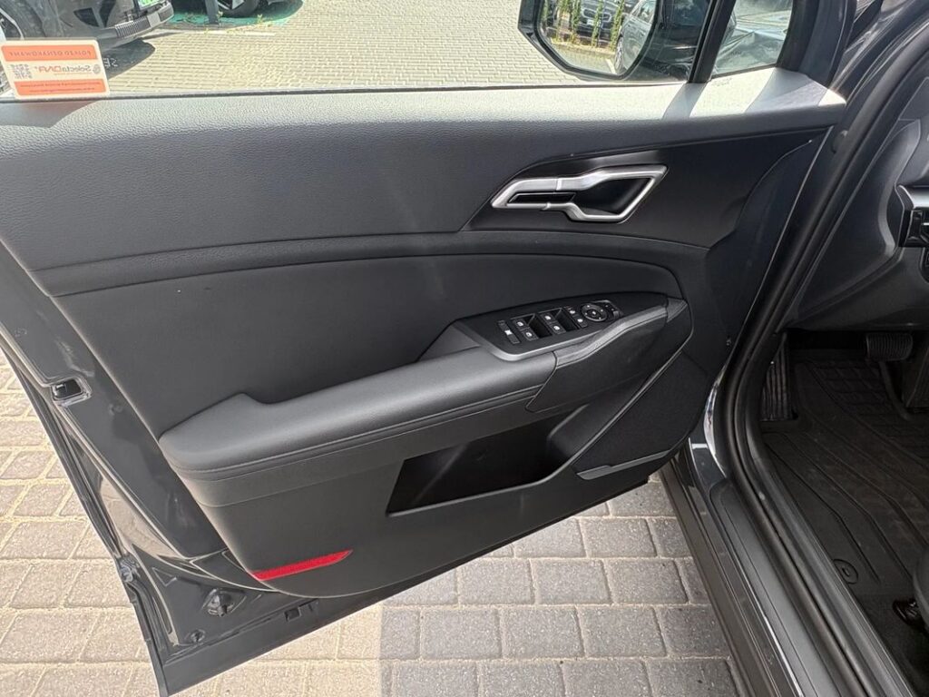 KIA SPORTAGE 1.6 T-GDI HEV Black Edition 2WD