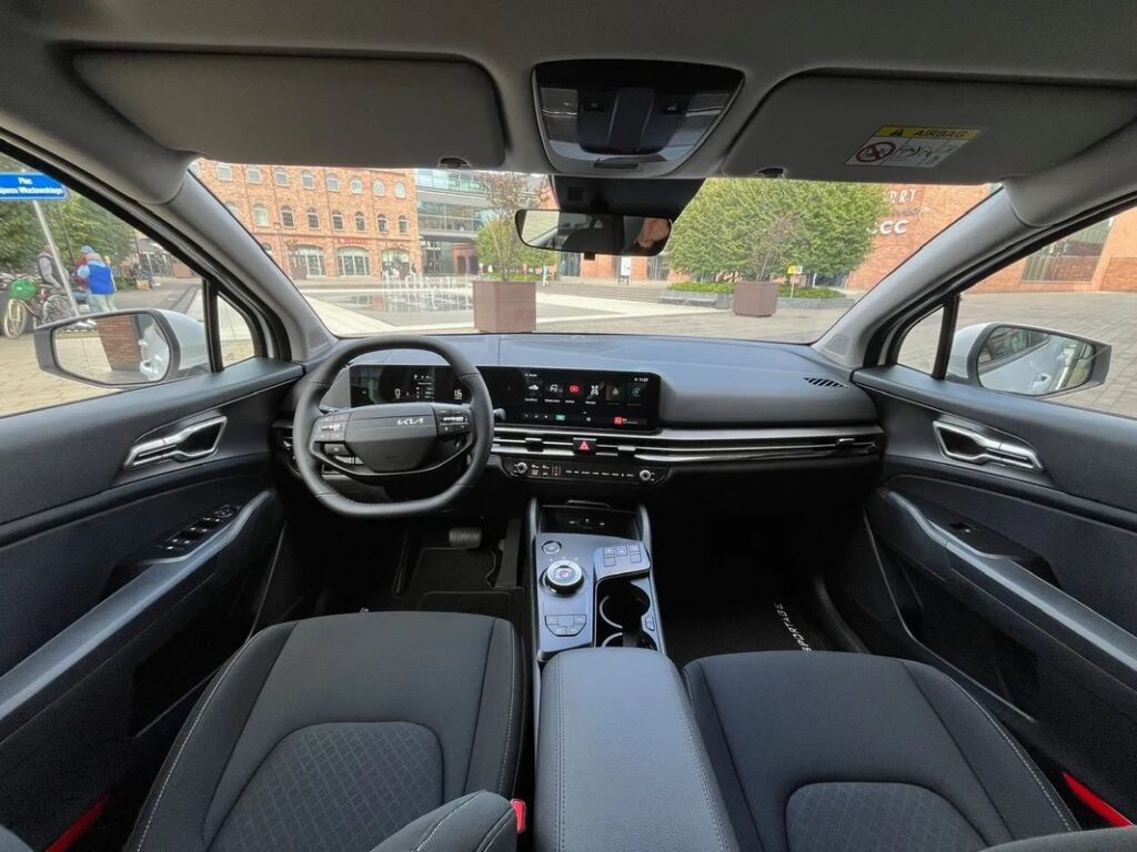 KIA SPORTAGE 1.6 T-GDI HEV Business Line 2WD