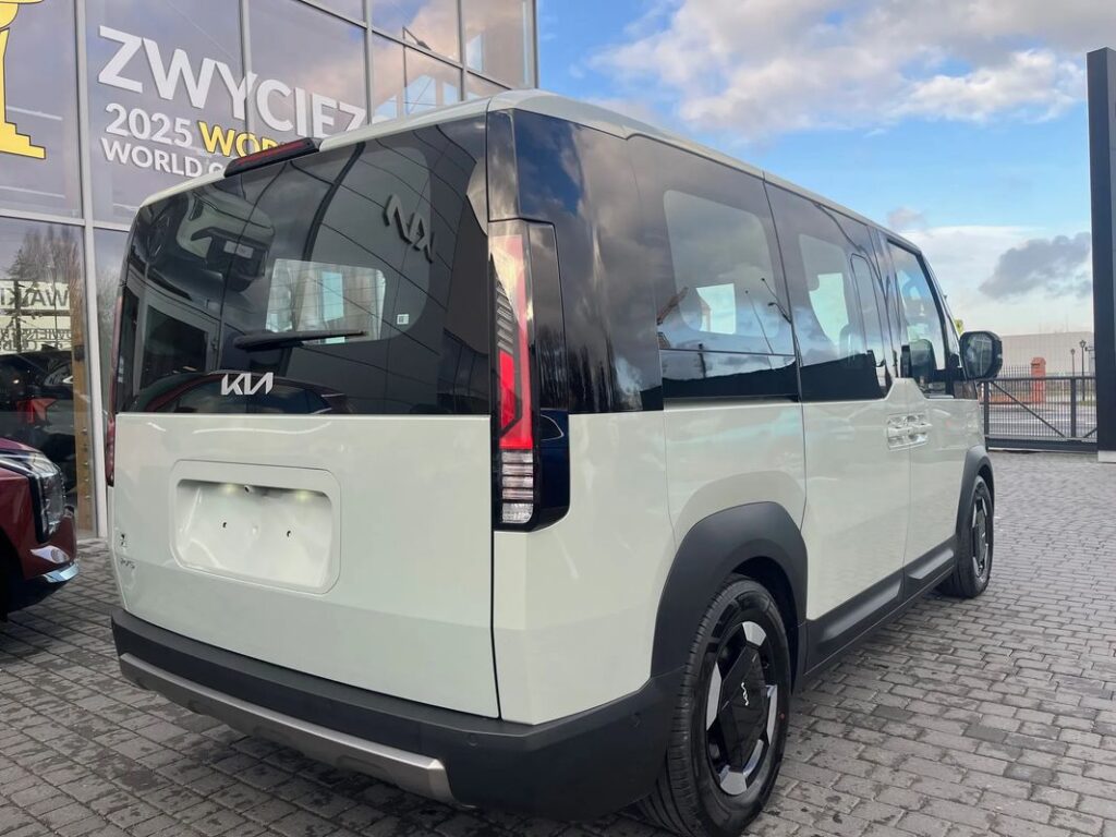 KIA PV5 71.2kwh