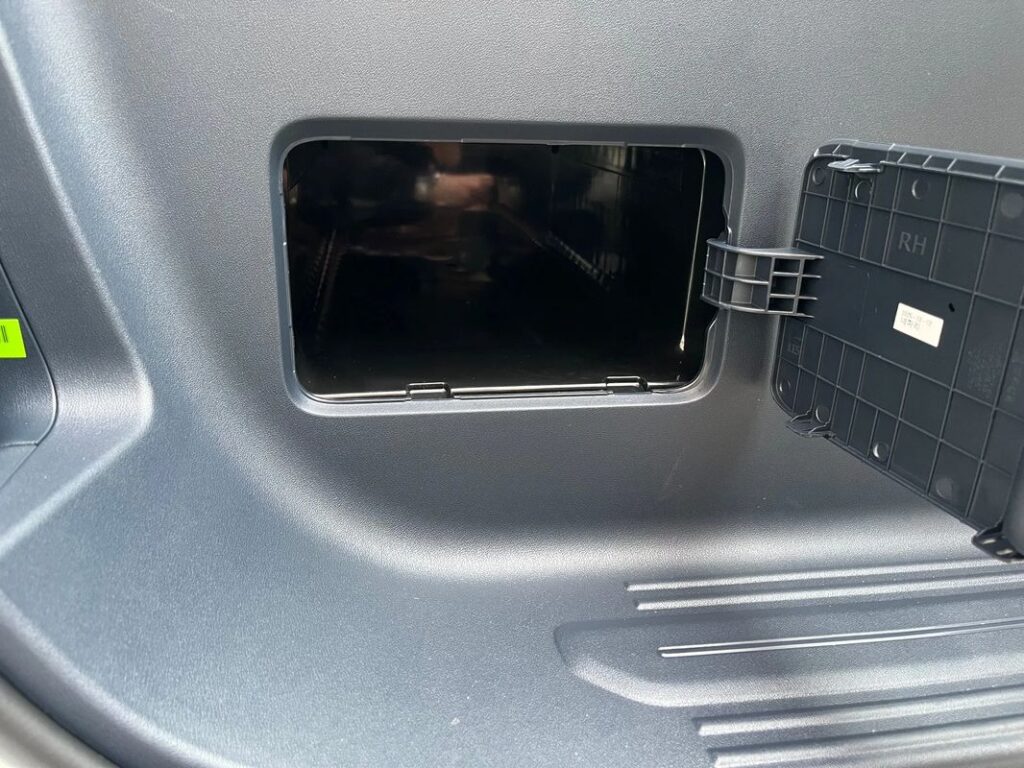 KIA PV5