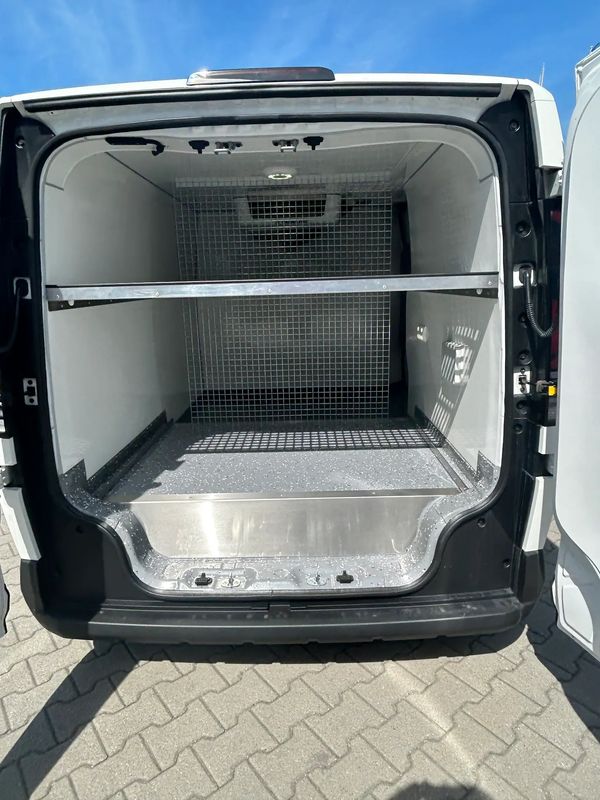 KIA PV5
