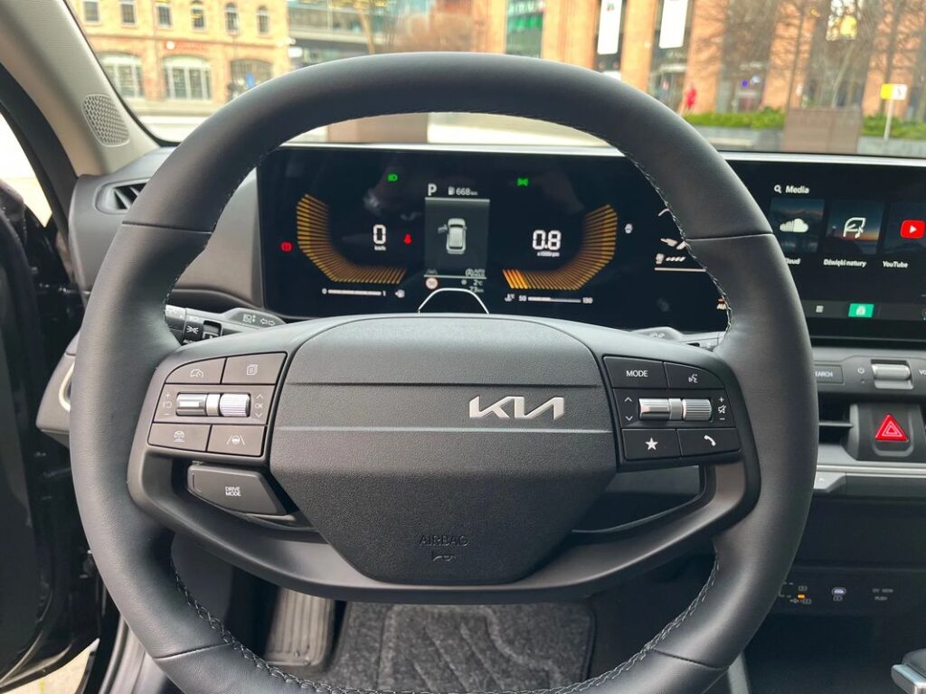 KIA K4 1.6 T-GDI M