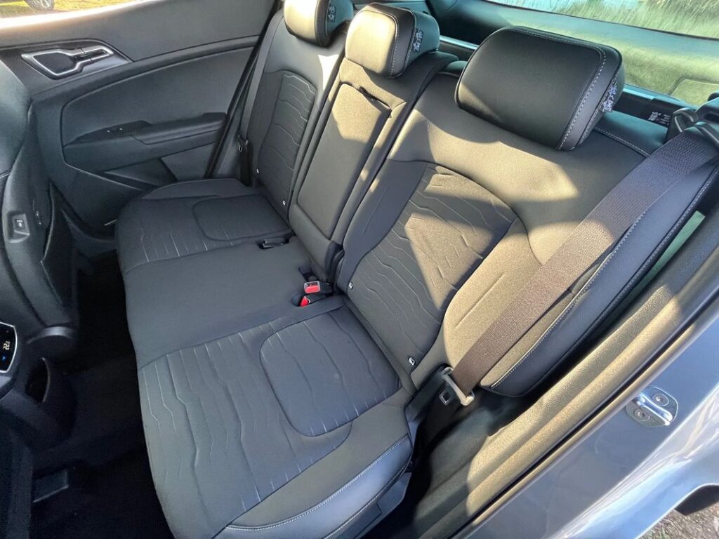KIA SPORTAGE 1.6 T-GDI HEV L 2WD