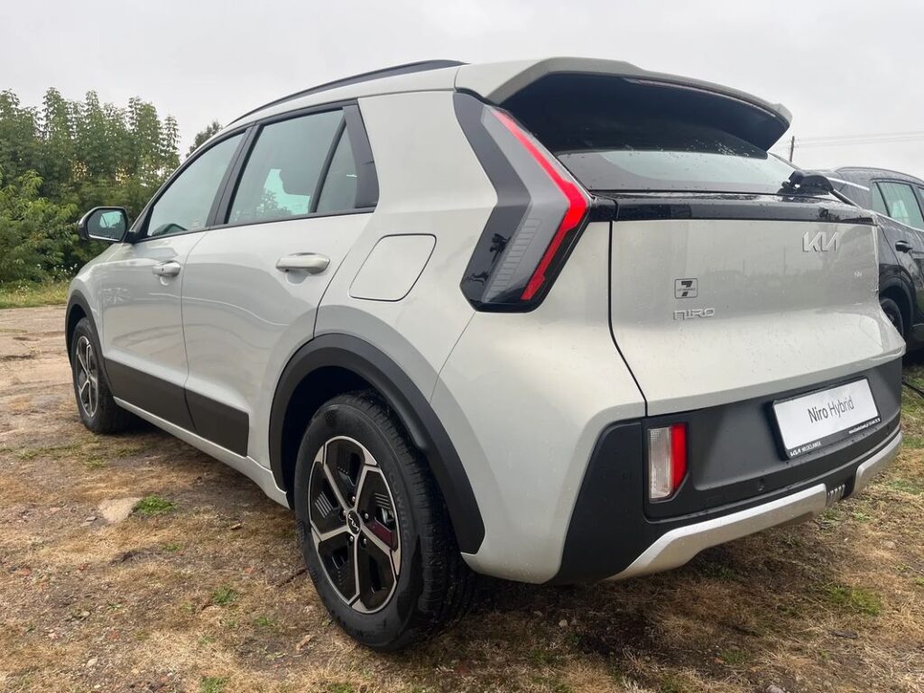 KIA NIRO 1.6 GDI Hybrid Business Line