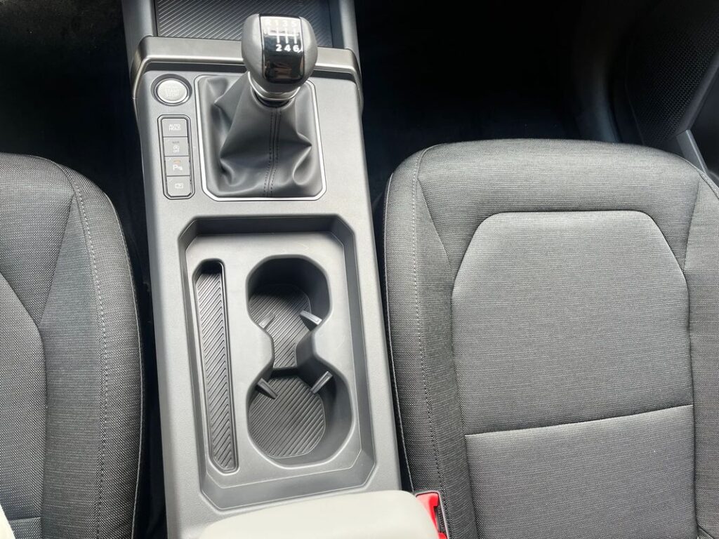 KIA SELTOS 1.6 T-GDI M
