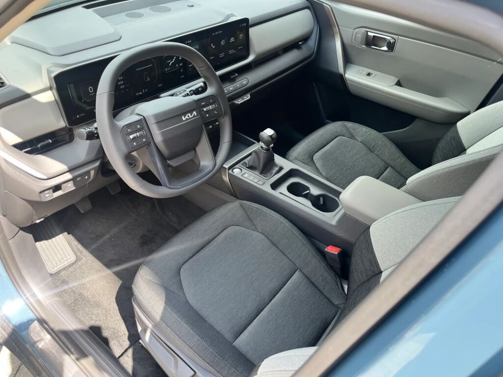KIA SELTOS 1.6 T-GDI M